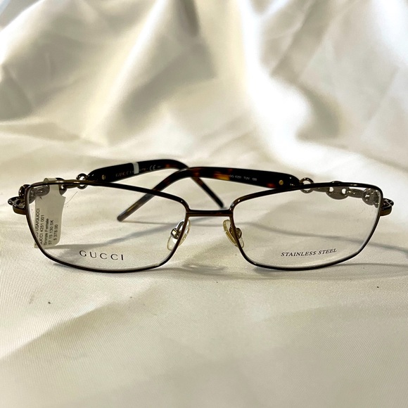 Gucci eyeglass - Picture 1 of 4